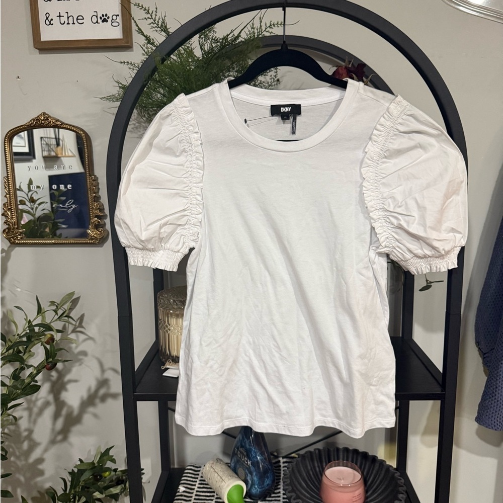 DKNY White Short Sleeve Puffed Blouse size xs
